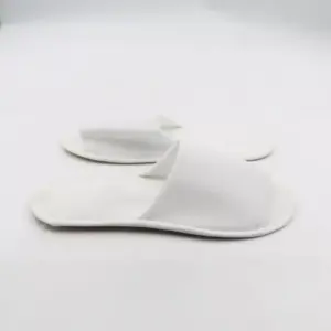 TRAVEL SLIPPERS (PAIR)